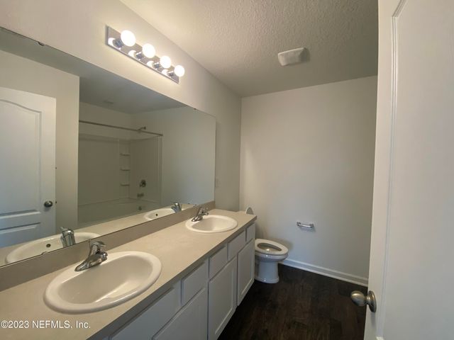 2773 OAK STREAM Drive, Green Cove Springs, FL 32043
