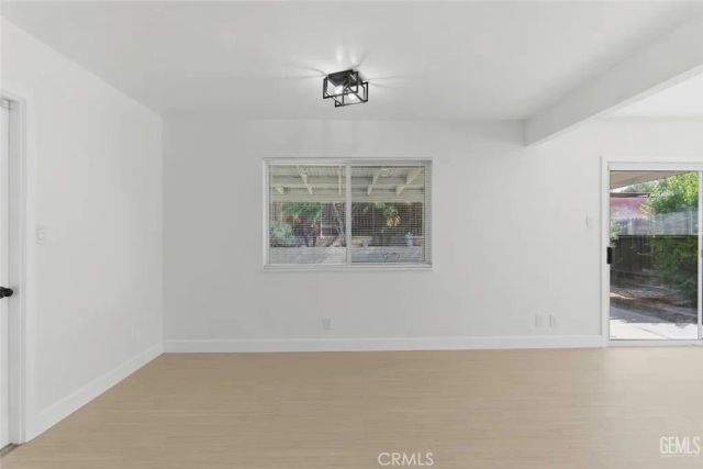 916 Alandale Avenue, Bakersfield, CA 93308