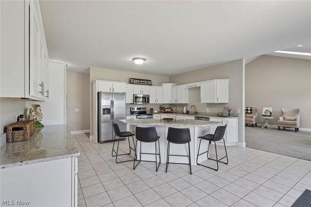 6395 Great Court Circle NW, Massillon, OH 44646