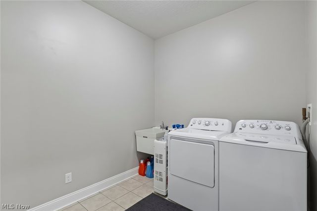6395 Great Court Circle NW, Massillon, OH 44646