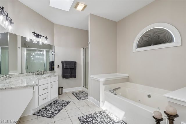 6395 Great Court Circle NW, Massillon, OH 44646