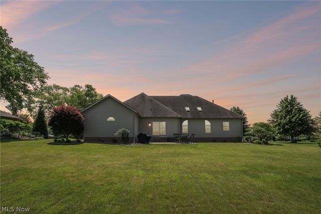 6395 Great Court Circle NW, Massillon, OH 44646