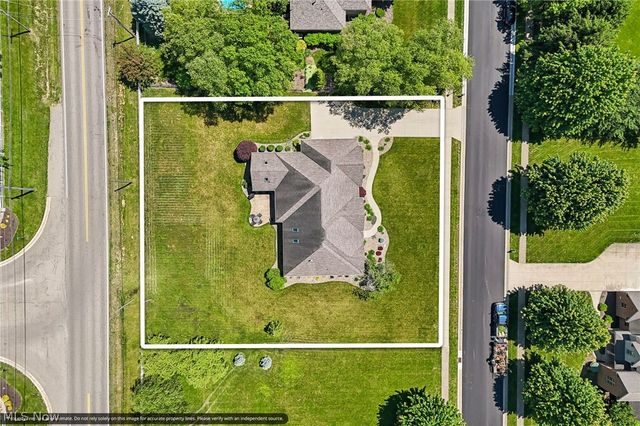 6395 Great Court Circle NW, Massillon, OH 44646