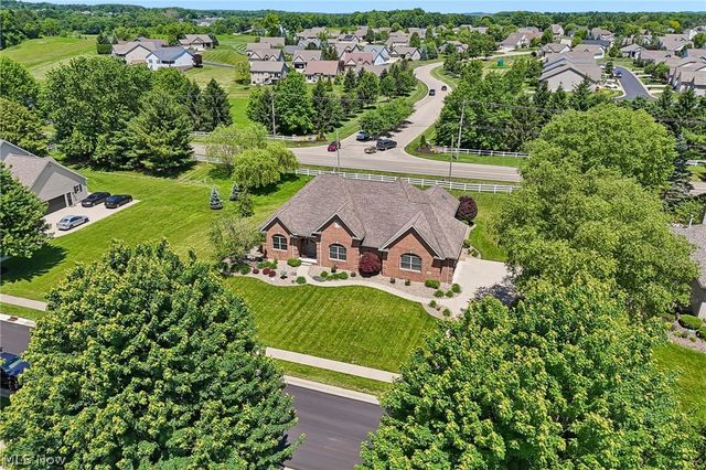 6395 Great Court Circle NW, Massillon, OH 44646