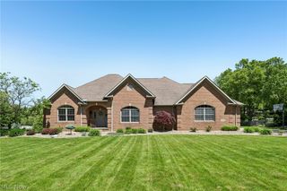 6395 Great Court Circle NW, Massillon, OH 44646