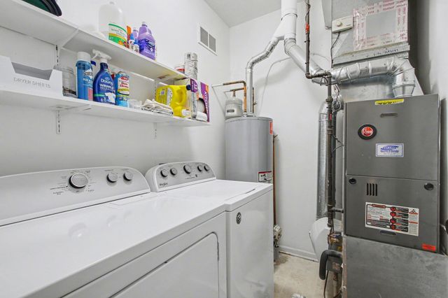 1191 Auburn Meadow Lane, Schererville, IN 46375