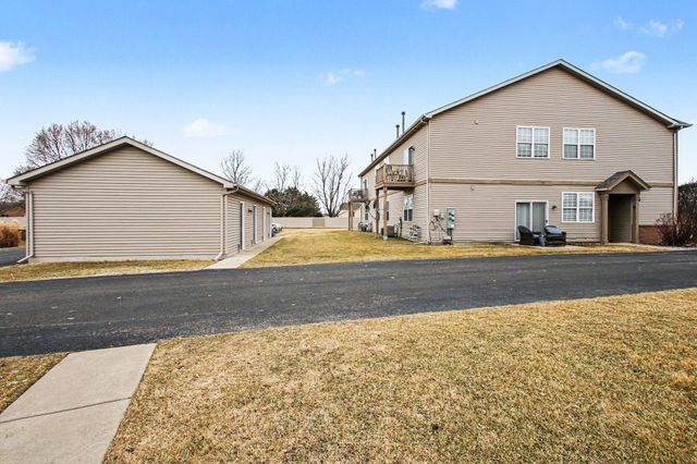 1191 Auburn Meadow Lane, Schererville, IN 46375