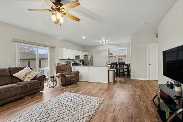 1191 Auburn Meadow Lane, Schererville, IN 46375