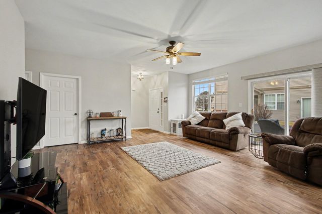 1191 Auburn Meadow Lane, Schererville, IN 46375