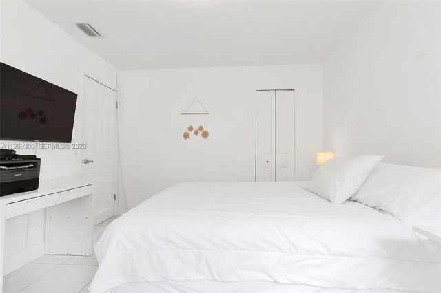 1595 Springside Dr, Weston, FL 33326