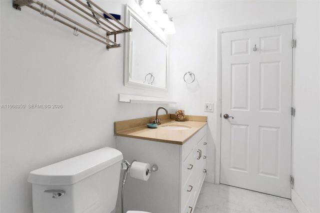 1595 Springside Dr, Weston, FL 33326