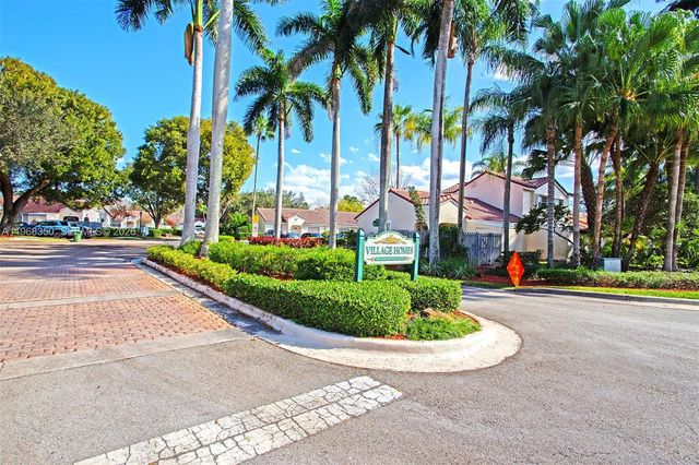 1595 Springside Dr, Weston, FL 33326