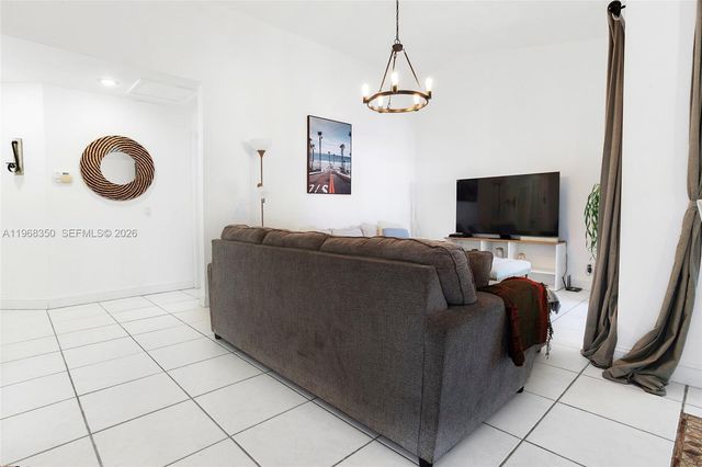 1595 Springside Dr, Weston, FL 33326