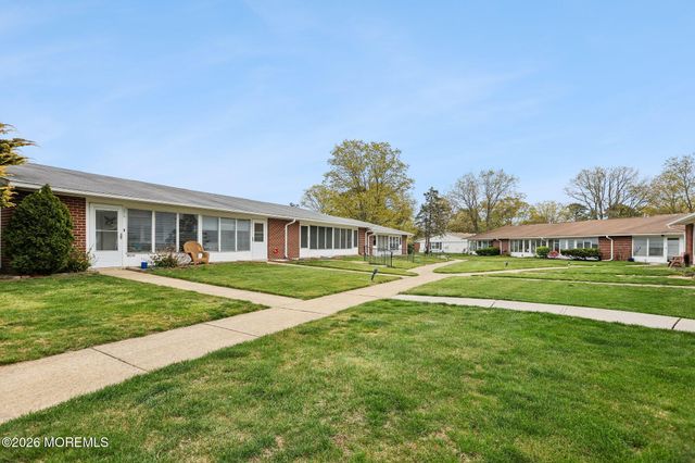 891B Inverness Court B, Lakewood, NJ 08701