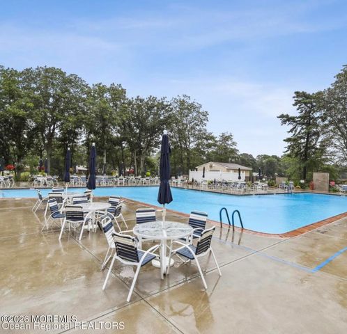 891B Inverness Court B, Lakewood, NJ 08701