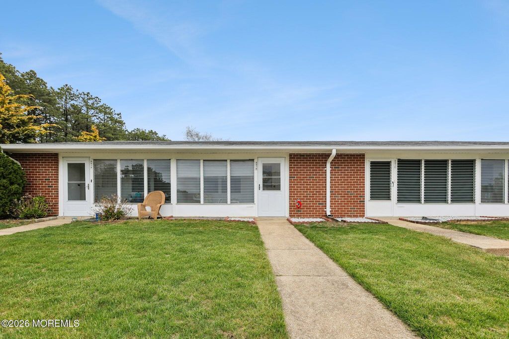 891B Inverness Court B, Lakewood, NJ 08701