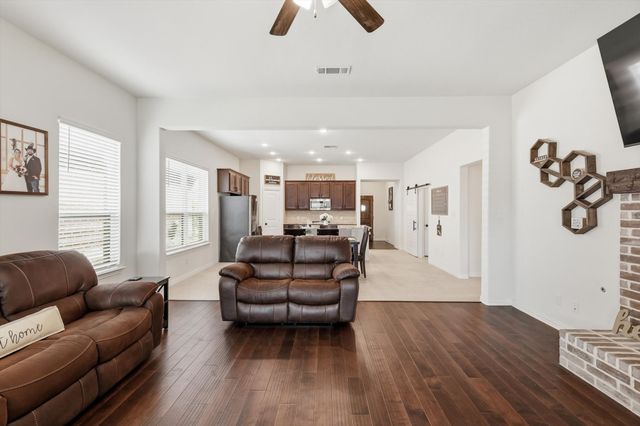 2013 Gill Star Drive, Haslet, TX 76052