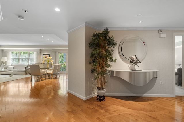 336 Boylston Street Unit 102, Newton, MA 02459