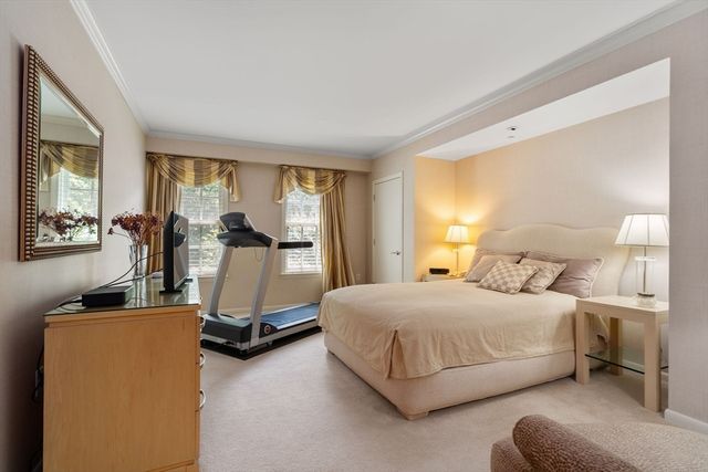 336 Boylston Street Unit 102, Newton, MA 02459