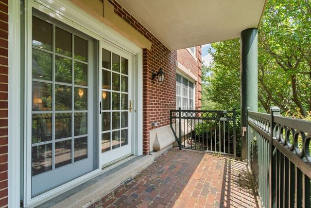 336 Boylston Street Unit 102, Newton, MA 02459