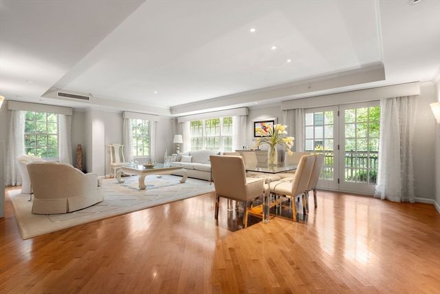 336 Boylston Street Unit 102, Newton, MA 02459