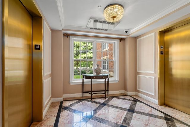336 Boylston Street Unit 102, Newton, MA 02459