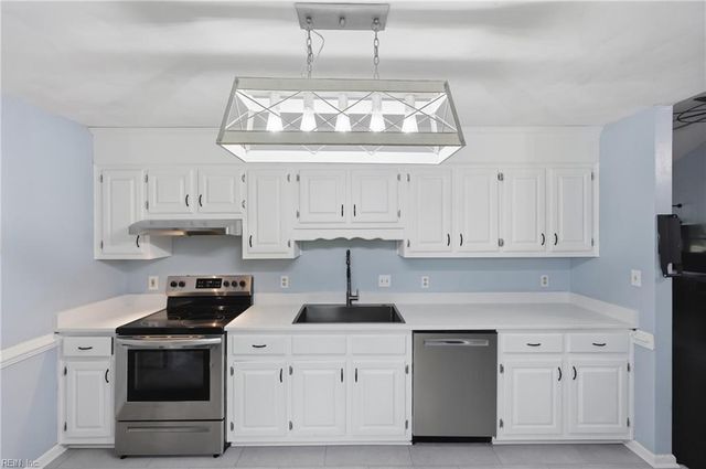 196 Baxter Grove RD, Moyock, NC 27958