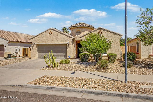5810 W PEDRO Lane, Laveen, AZ 85339