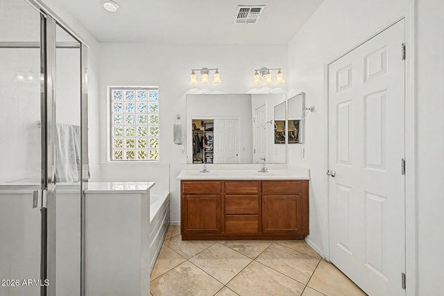 5810 W PEDRO Lane, Laveen, AZ 85339