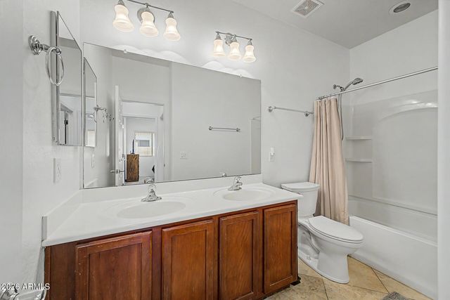 5810 W PEDRO Lane, Laveen, AZ 85339