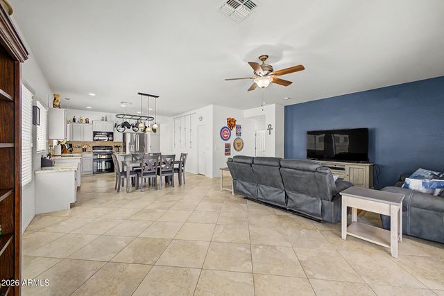 5810 W PEDRO Lane, Laveen, AZ 85339