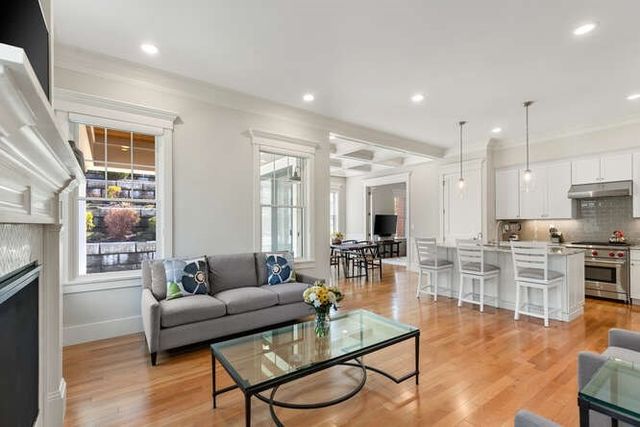 2 Gershon Way, Winchester, MA 01890