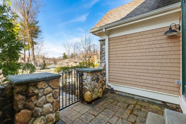 2 Gershon Way, Winchester, MA 01890