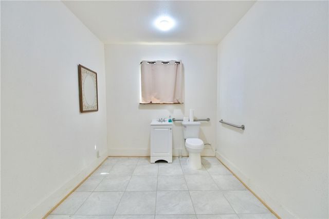 816 E Milam Street, Mexia, TX 76667