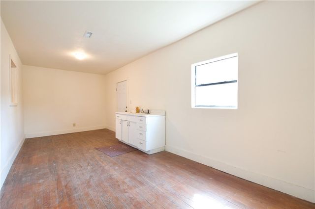 816 E Milam Street, Mexia, TX 76667