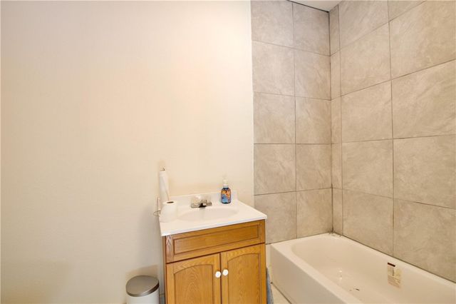 816 E Milam Street, Mexia, TX 76667