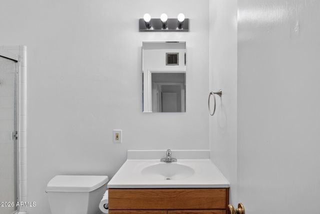1711 S ROBERTS Road, Tempe, AZ 85281