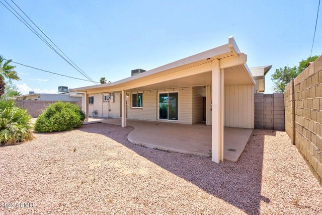 1711 S ROBERTS Road, Tempe, AZ 85281