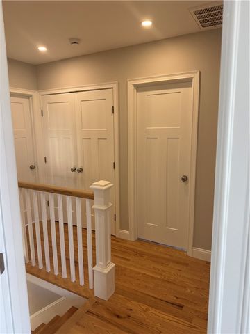 339 East Street, Cranston, RI 02920