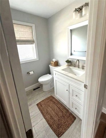 339 East Street, Cranston, RI 02920