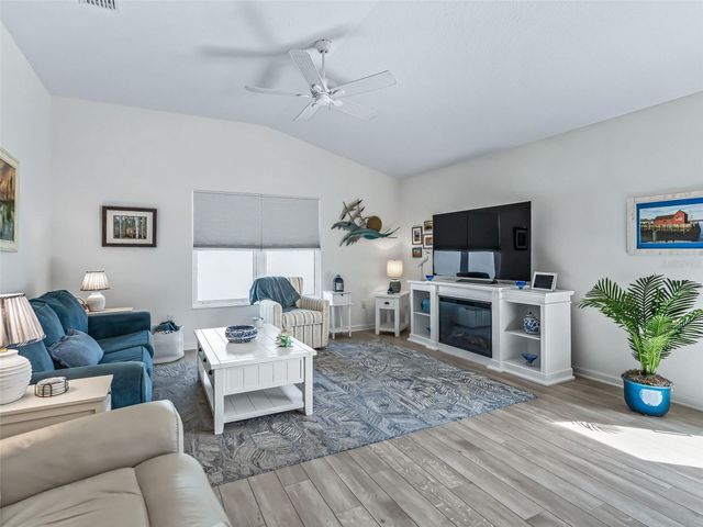 7536 KUENHER COURT, The Villages, FL 34762