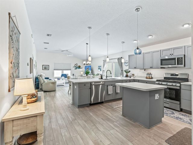 7536 KUENHER COURT, The Villages, FL 34762