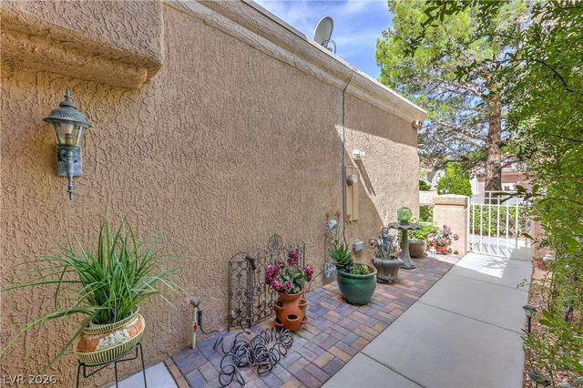 2548 Highvale Drive, Las Vegas, NV 89134