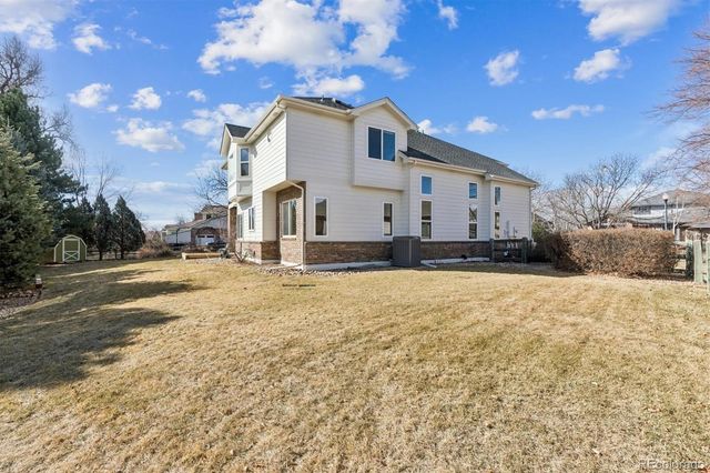 2240 Summitview Drive, Longmont, CO 80504