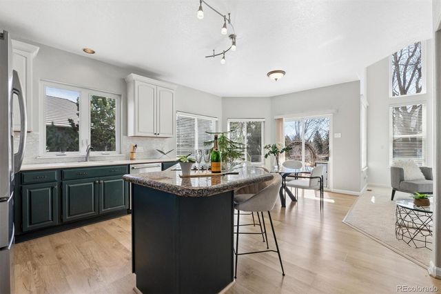 2240 Summitview Drive, Longmont, CO 80504