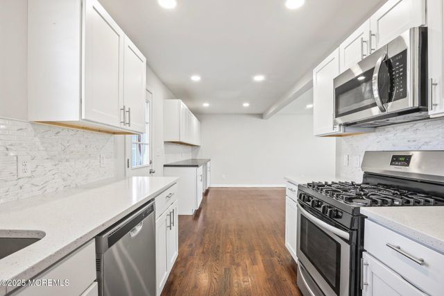 222 Elmwood Court, Brick, NJ 08723