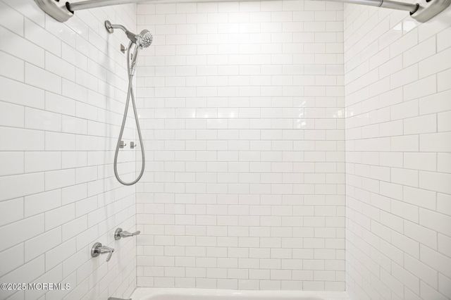 222 Elmwood Court, Brick, NJ 08723