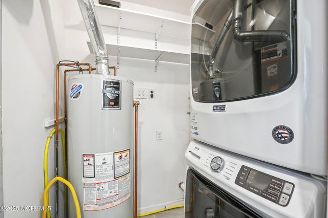 222 Elmwood Court, Brick, NJ 08723