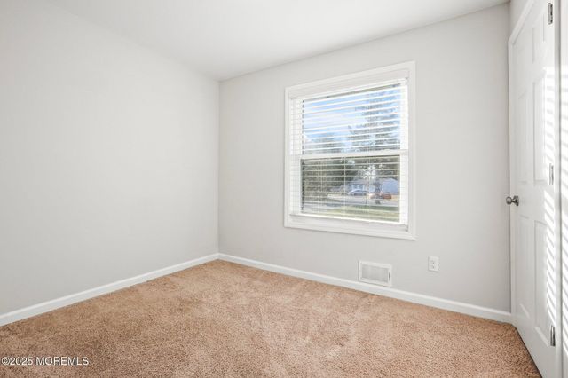 222 Elmwood Court, Brick, NJ 08723