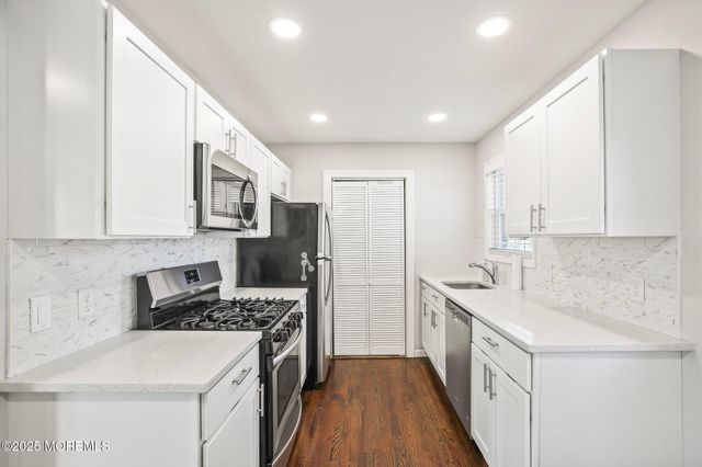 222 Elmwood Court, Brick, NJ 08723